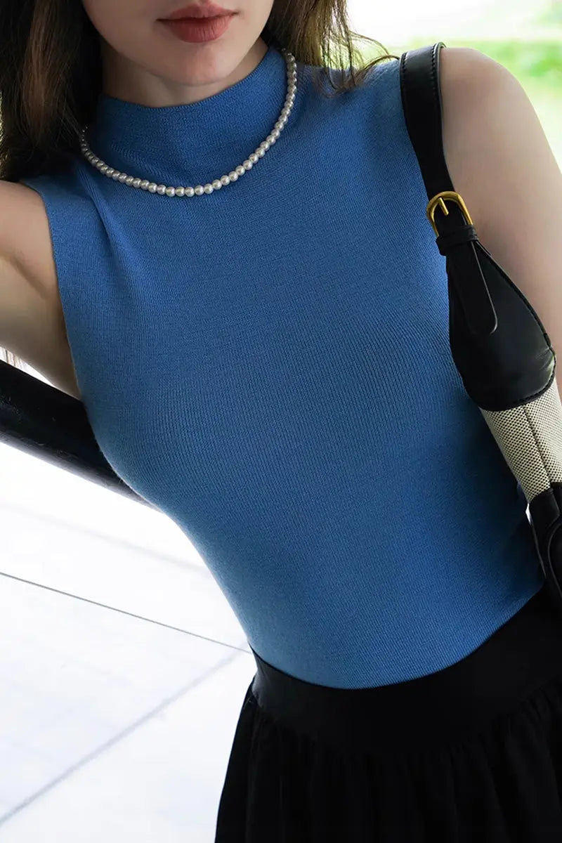 100 Merino Wool Seamless Knit Mock-Neck Tank