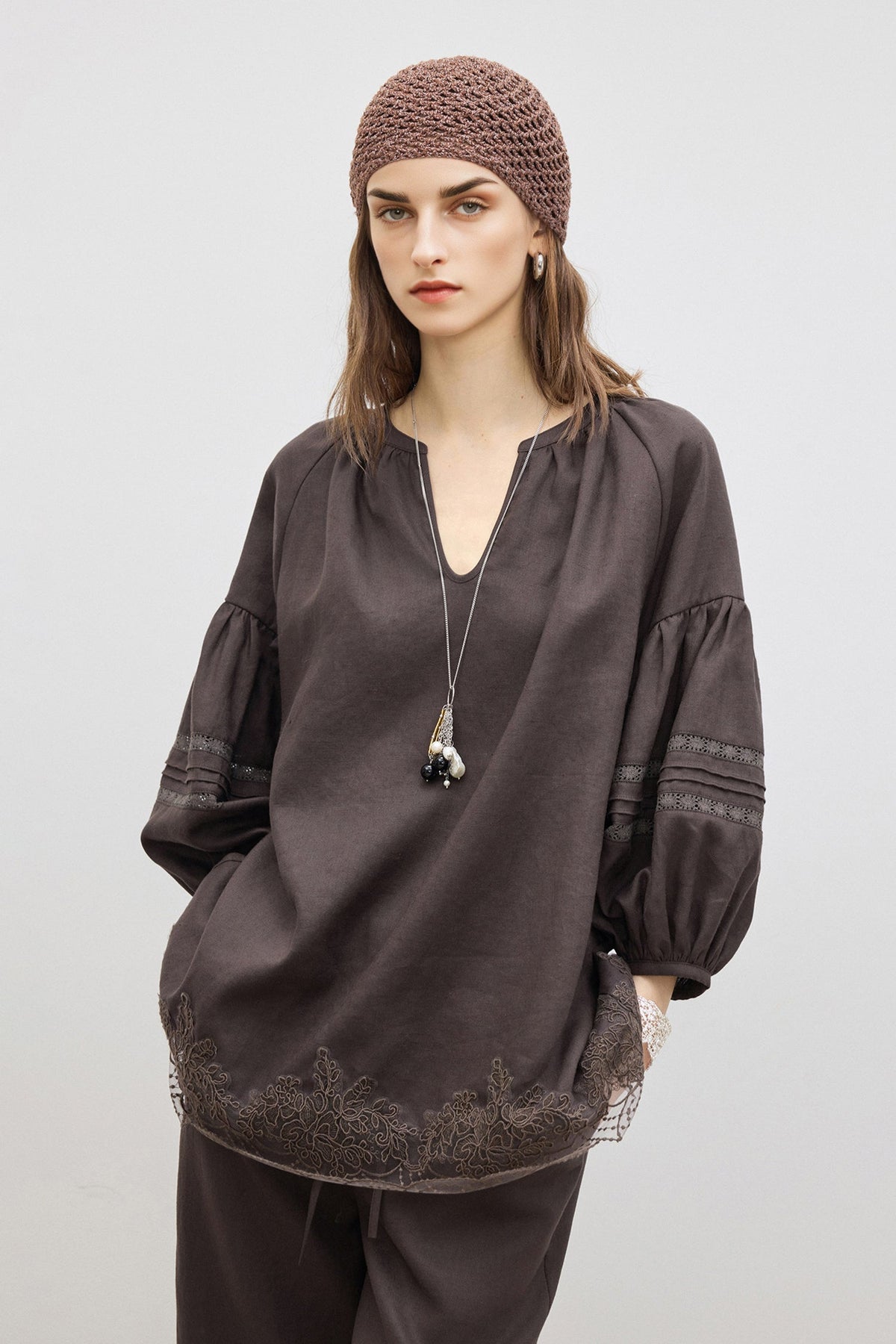 100% European Linen Embroidered 3/4 Balloon Sleeve Blouse