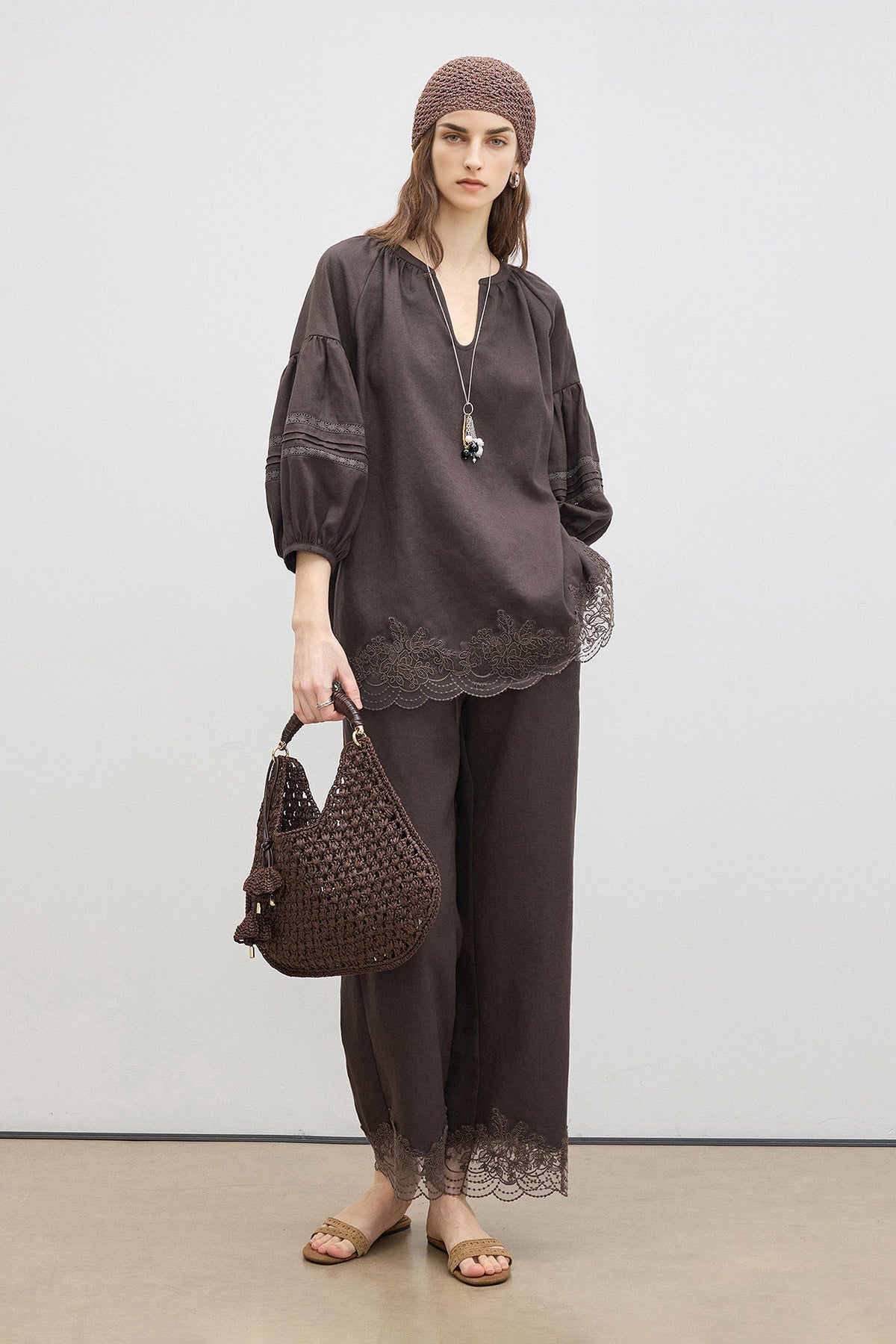 100% European Linen Embroidered 3/4 Balloon Sleeve Blouse