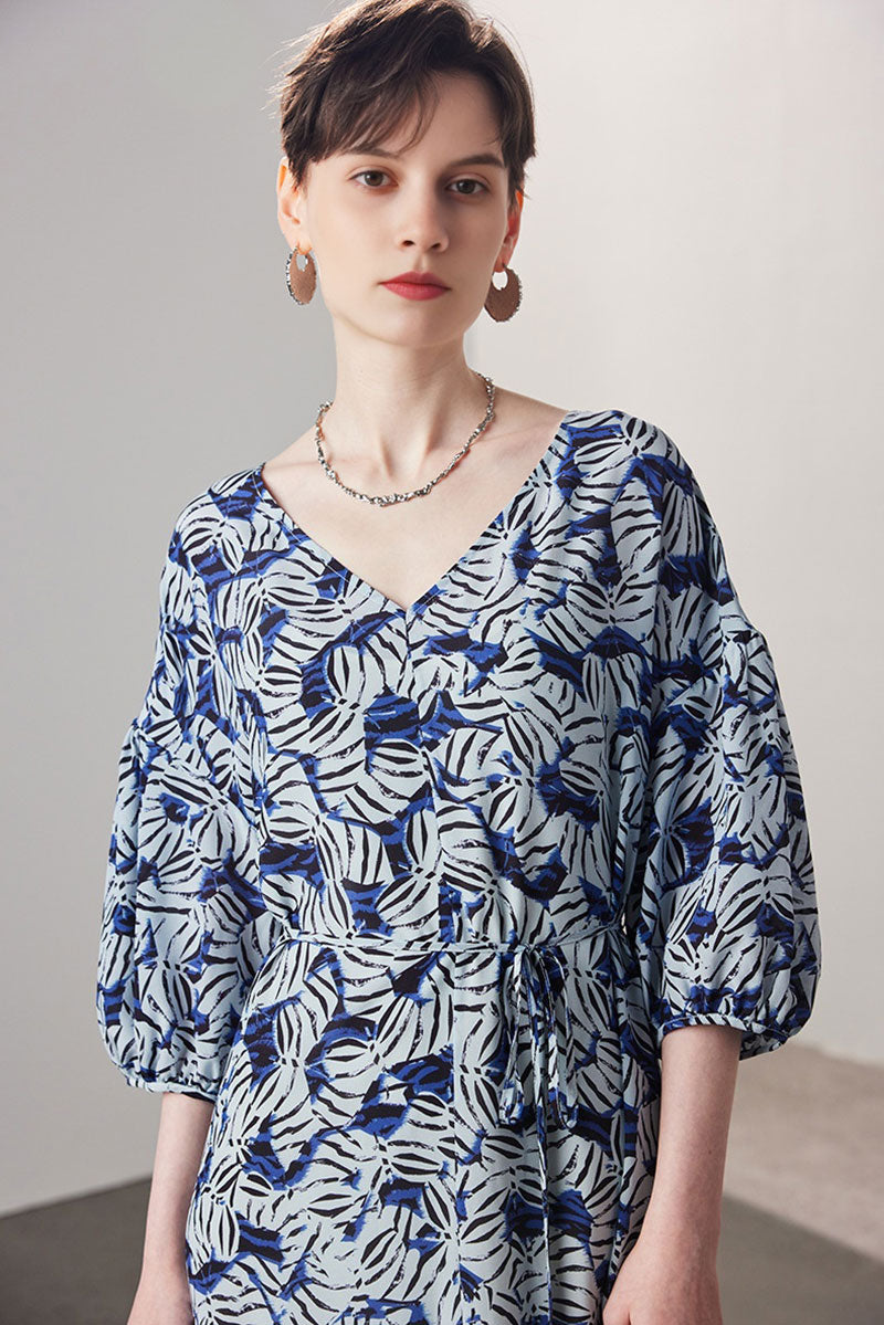 100 Mulberry Silk Leaf Print Balloon-Sleeve V-Neck Midi Dress with Tie Waist