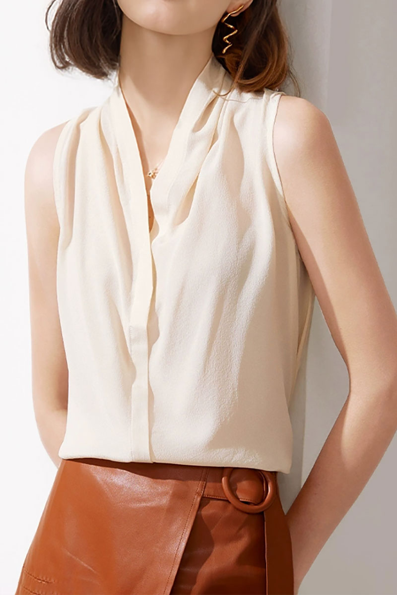 100 Mulberry Silk Sleeveless Button-Down V-Neck Blouse