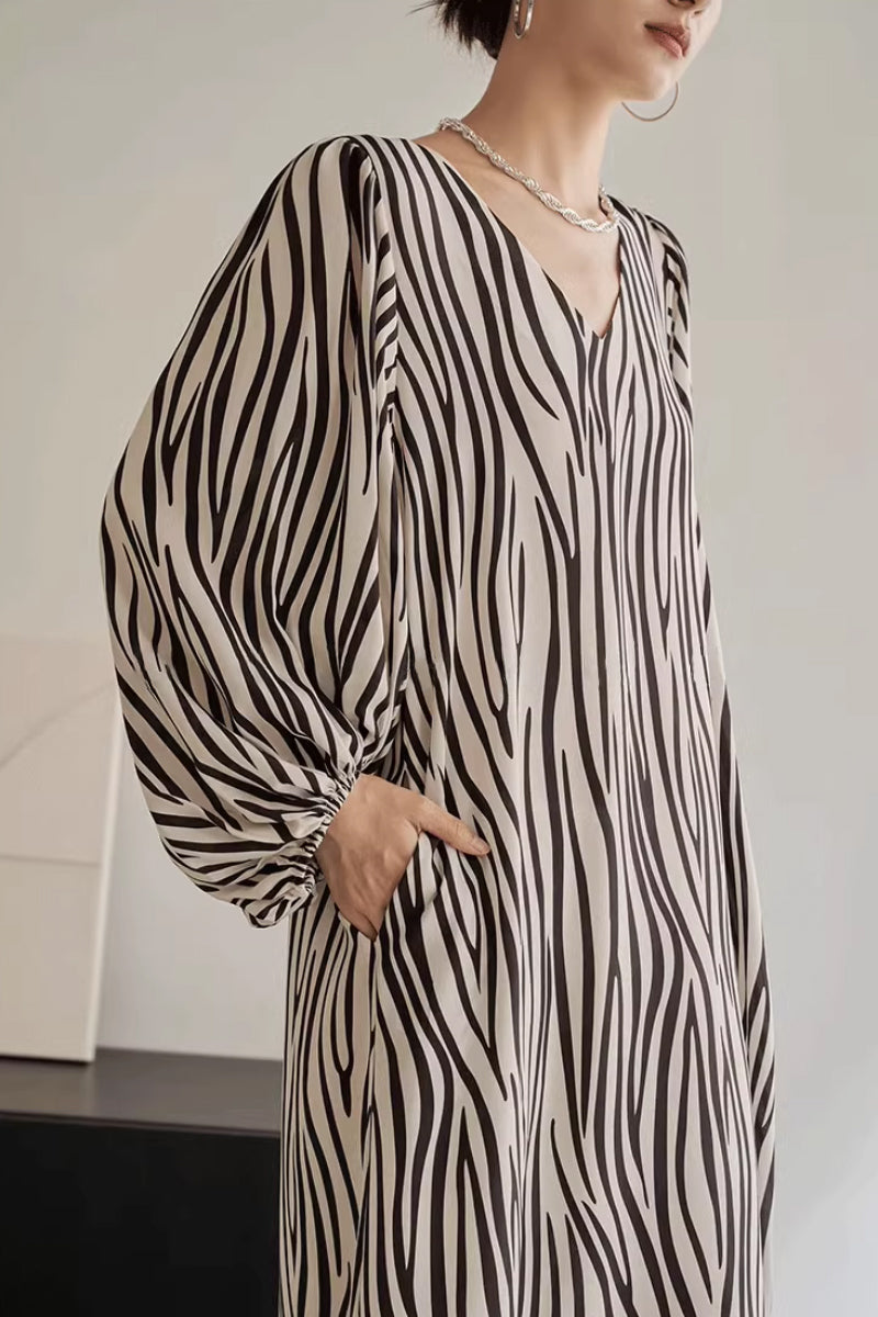 100 Mulberry Silk V-Neck Balloon-Sleeve Zebra-Print Midi Dress