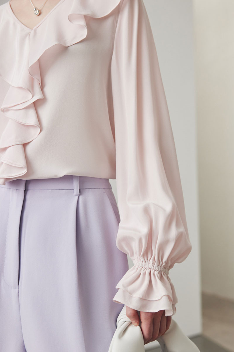 100 Mulberry Silk V-Neck Long-Sleeve Ruffle Blouse