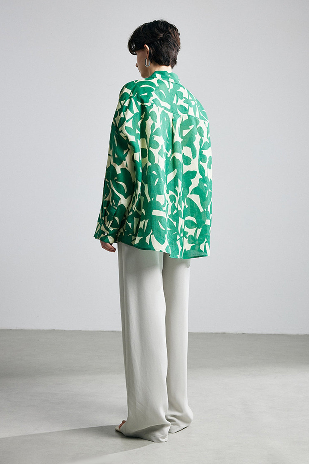 100% Ramie Graphic Leaf Print Button-Up Shirt