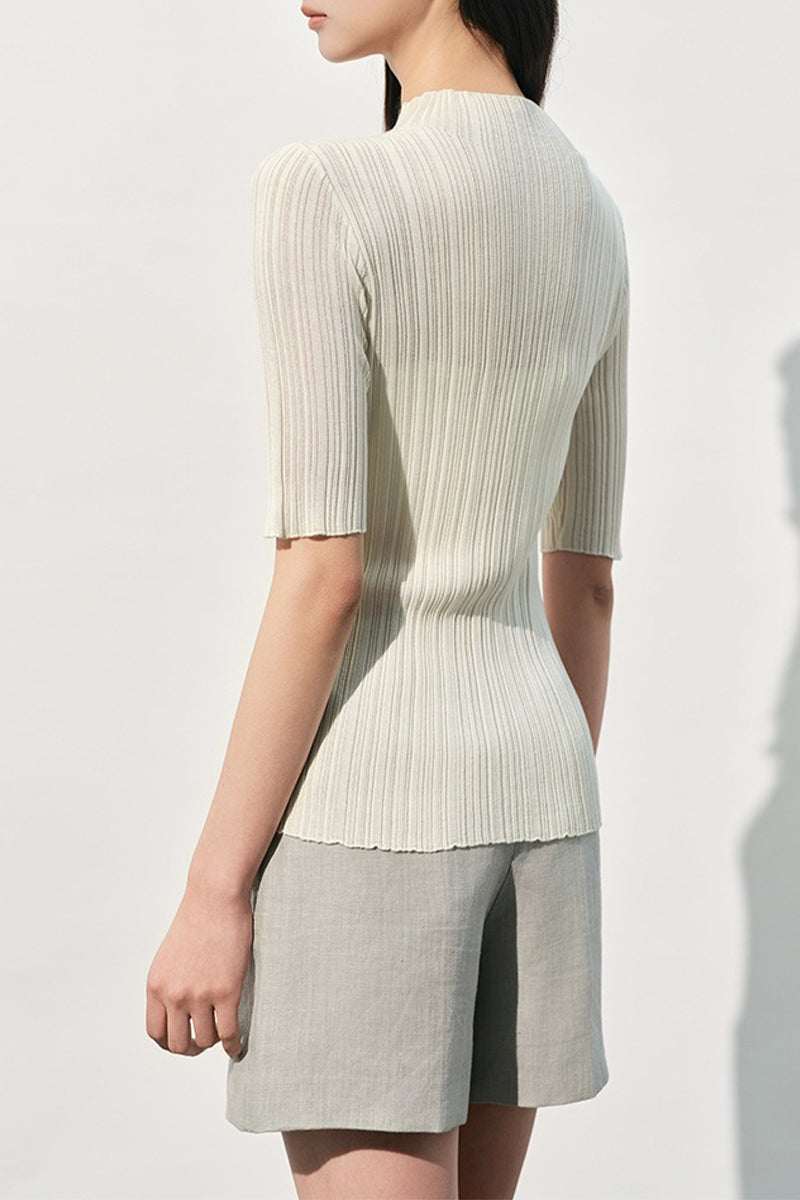 100% Silk Elegant Slim Mock-Neck Ribbed Top