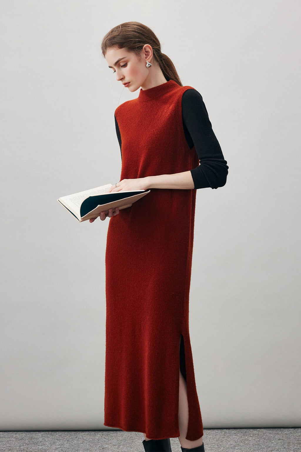 100 Wool Seamless Knit Sleeveless Midi Sweater Dress with Side Slit