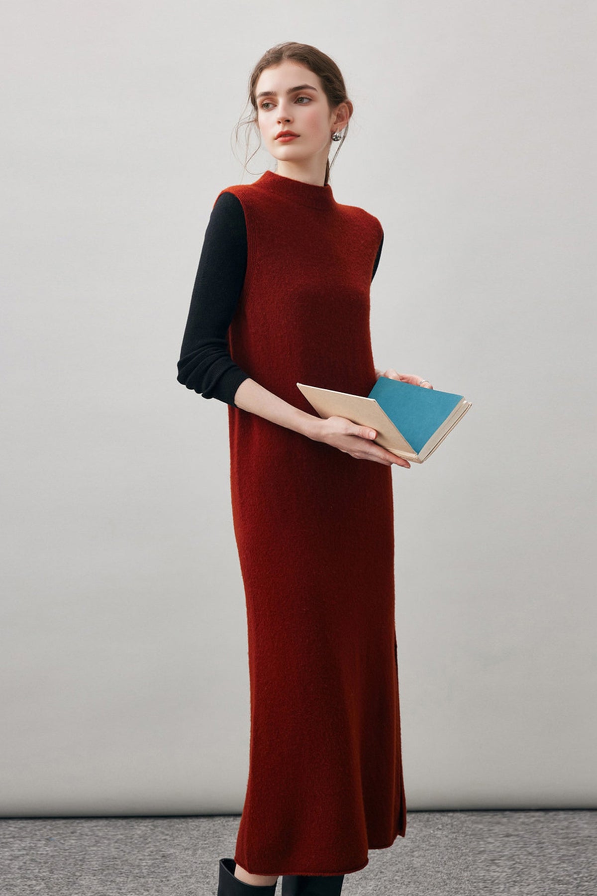 100 Wool Seamless Knit Sleeveless Midi Sweater Dress with Side Slit