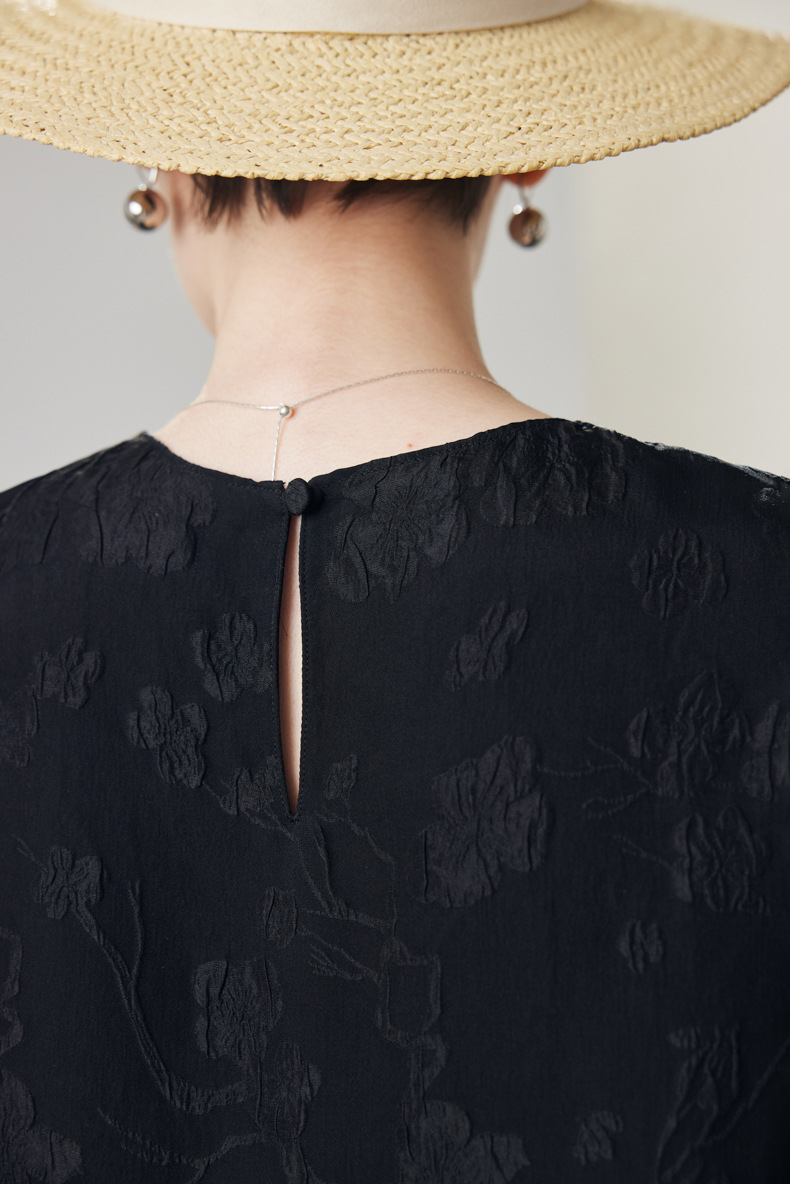 100% Mulberry Silk Embroidered Shell Tank Top