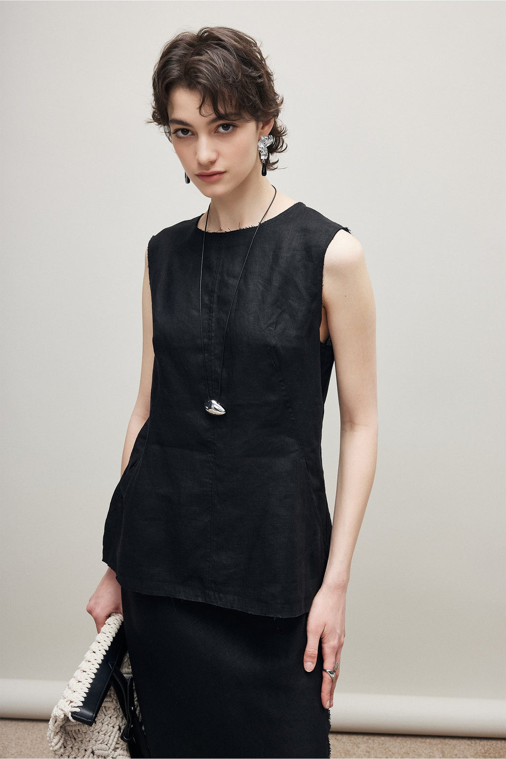 100% Linen Breathable Sleeveless Top with Pocket
