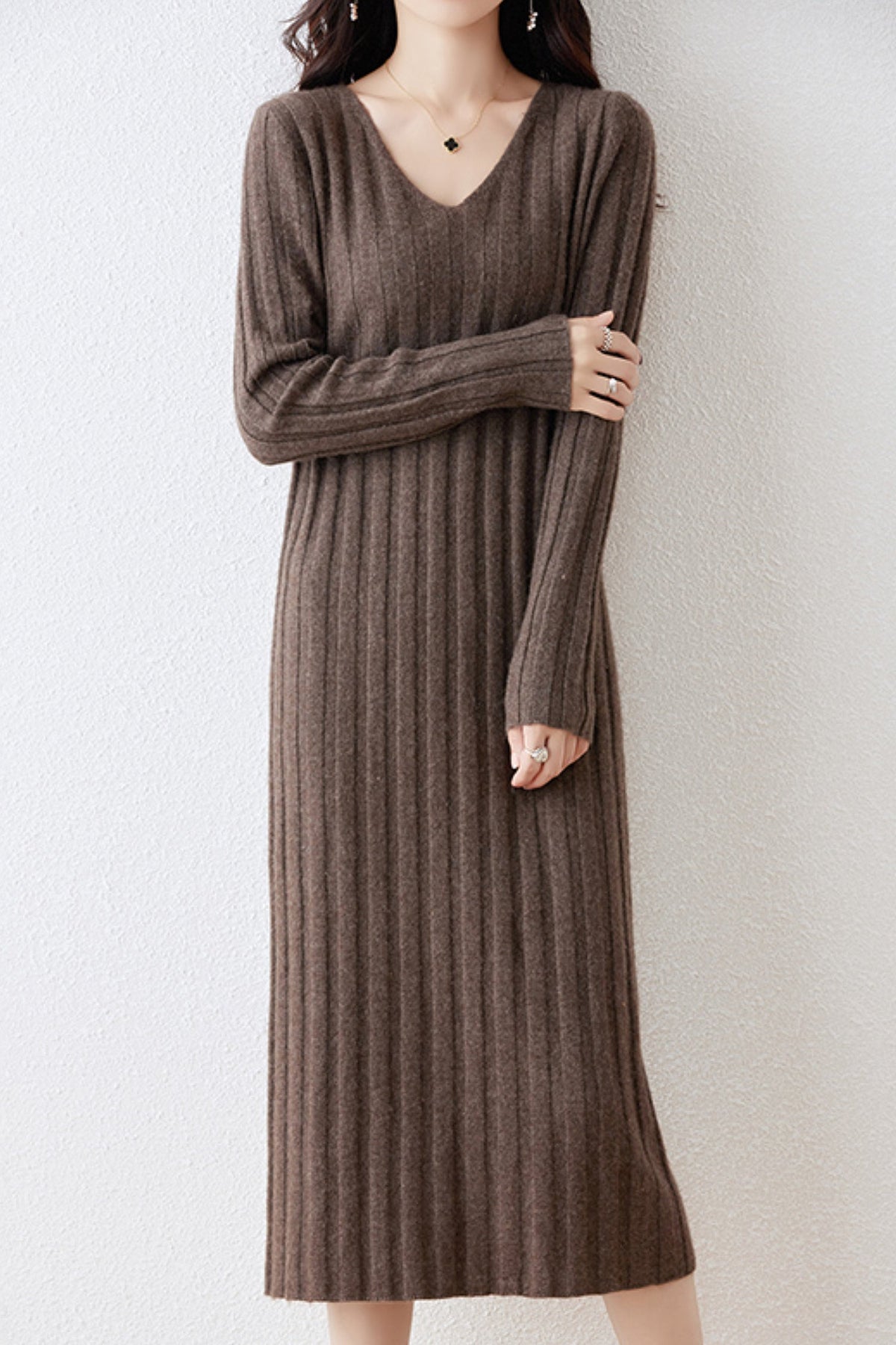100% Merino Wool Long Sleeve Wide-Rib Midi Sweater Dress