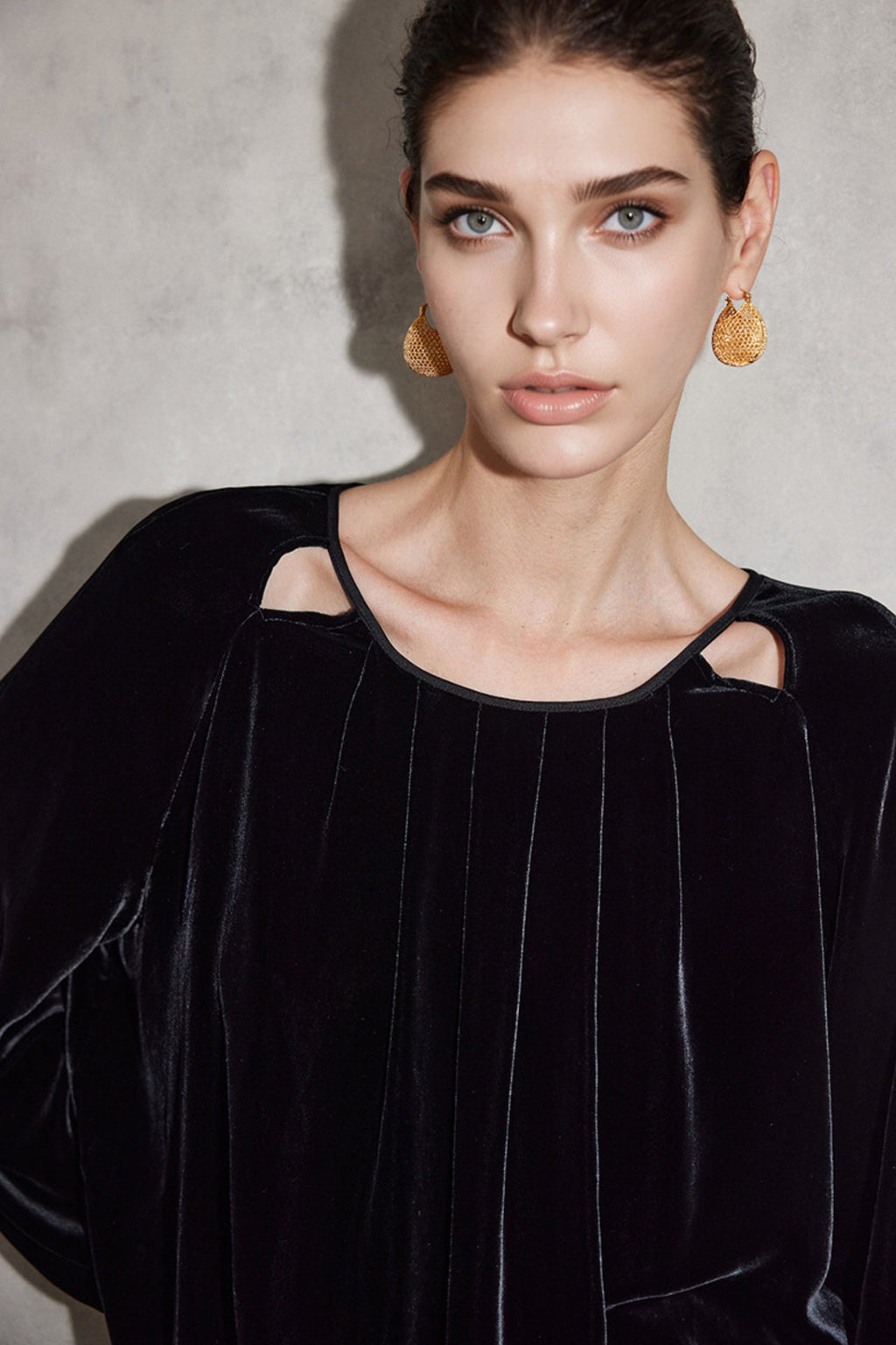 100% Silk Velvet Cutout Balloon Sleeve Blouse