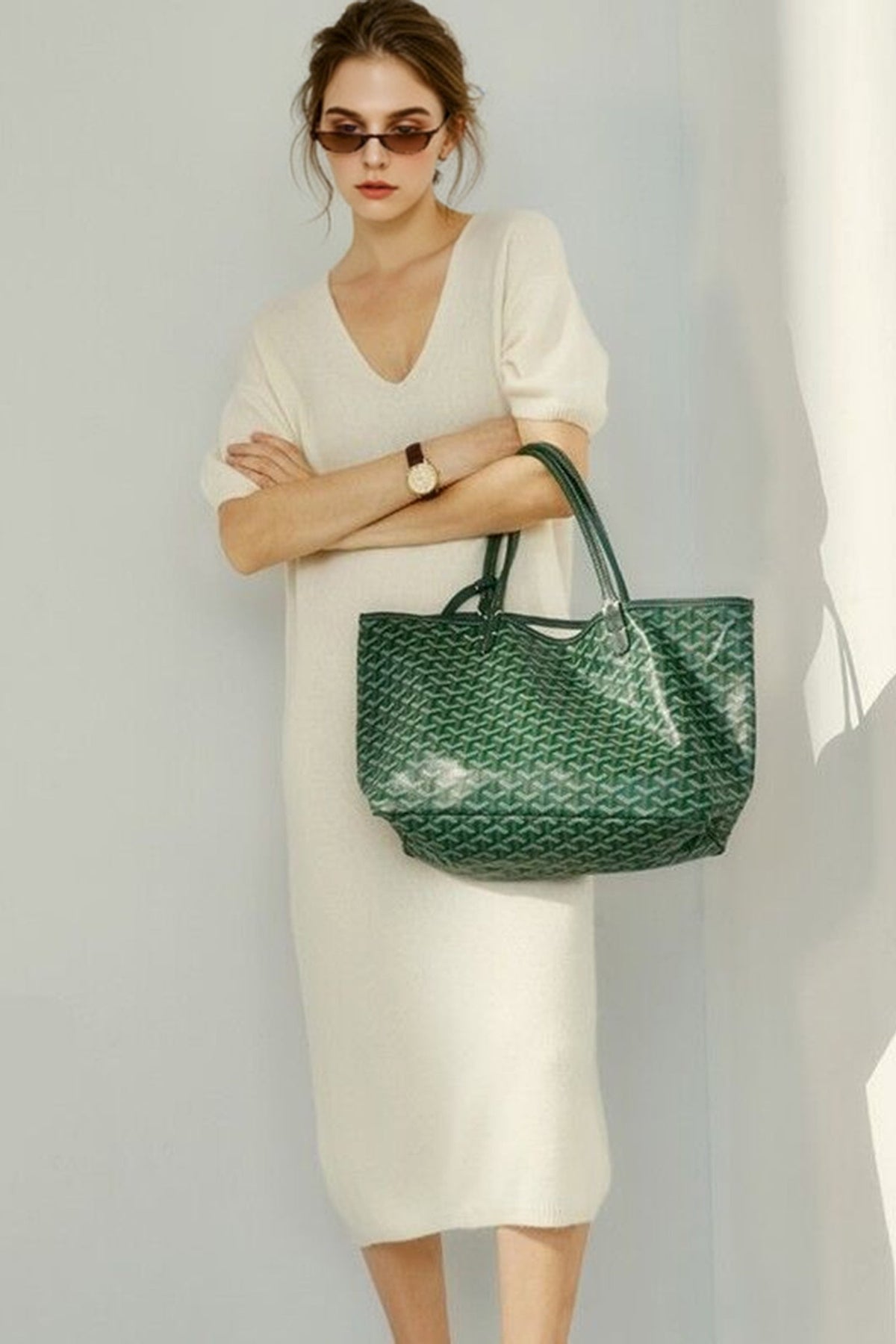 100% Wool Short Sleeve V-Neck Midi Sweater Dress