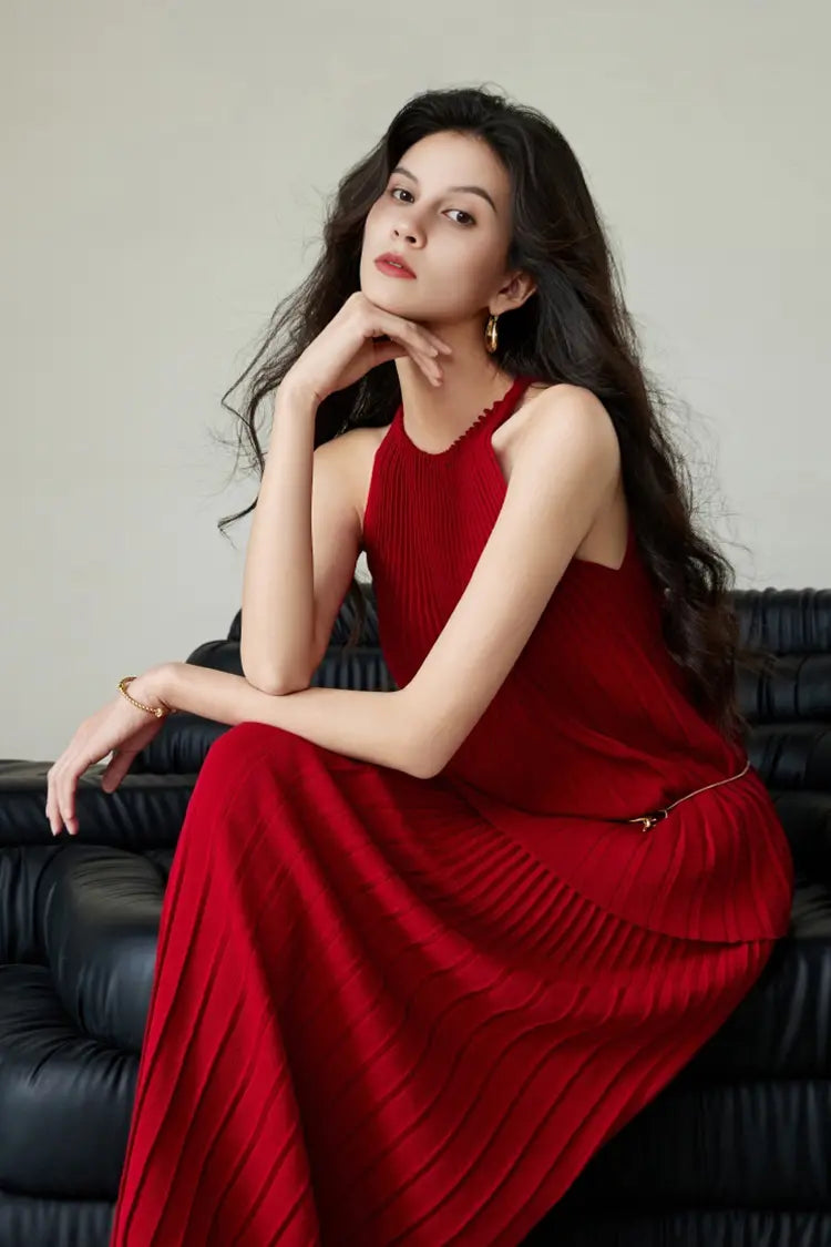 Cotton Blend Sleeveless Accordion Pleated Knit Top