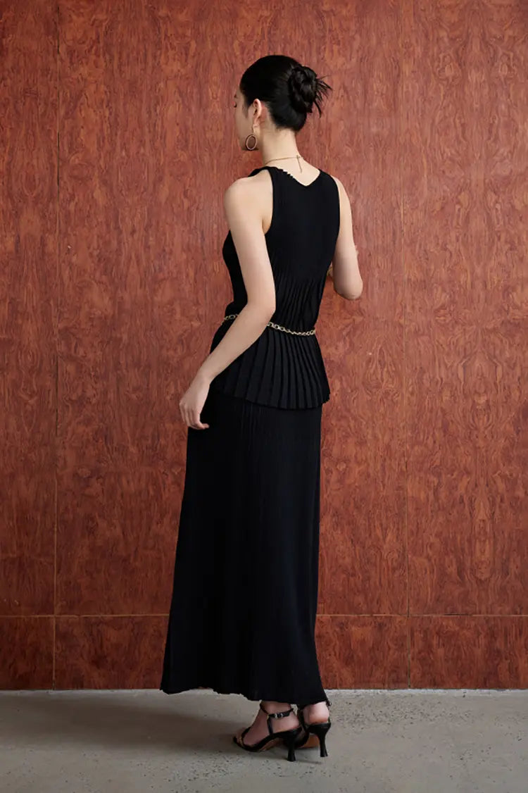 Cotton Blend Sleeveless Accordion Pleated Knit Top