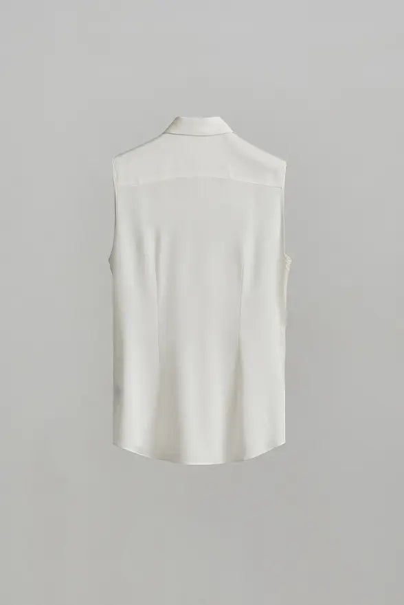 Essential Sleeveless Silk Blouse