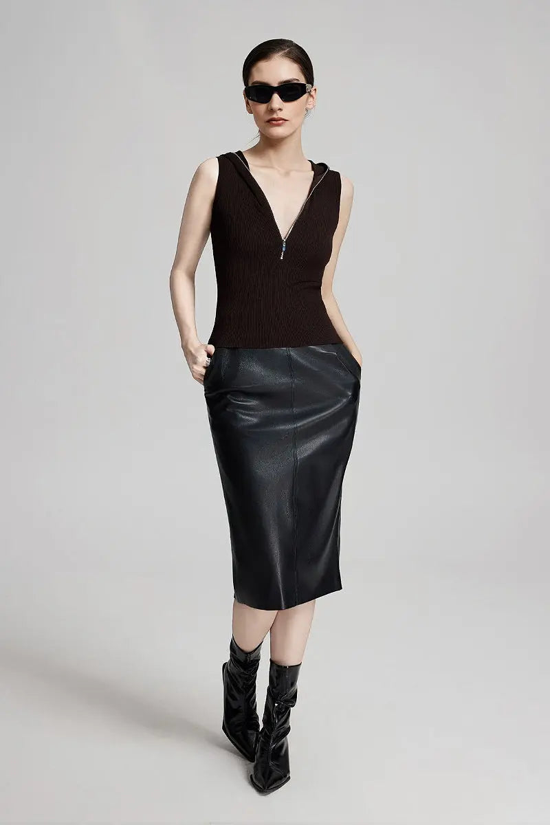 Fine-Knit Hooded Half-Zip Vest