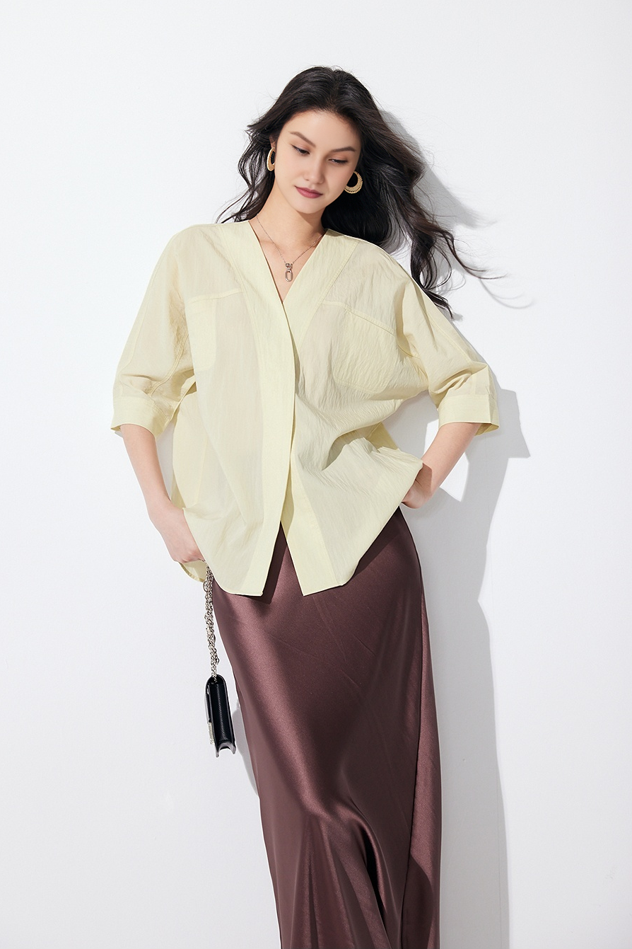 Loose Fit Collarless V Neck T Shirt with Concealed Button Placket