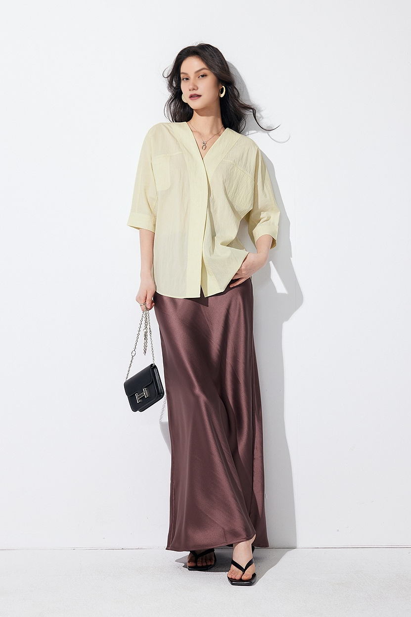 Loose Fit Collarless V Neck T Shirt with Concealed Button Placket