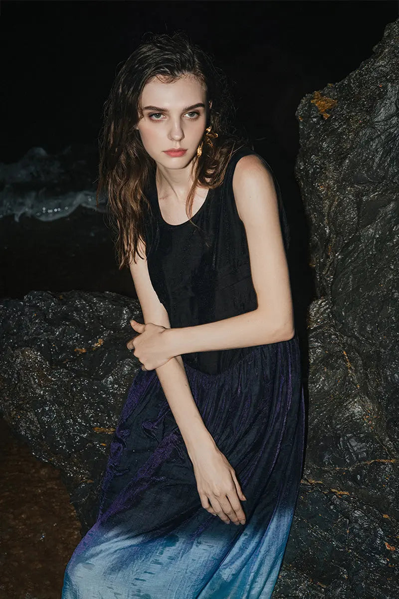 Ombre Sleeveless Trapeze Midi Dresss