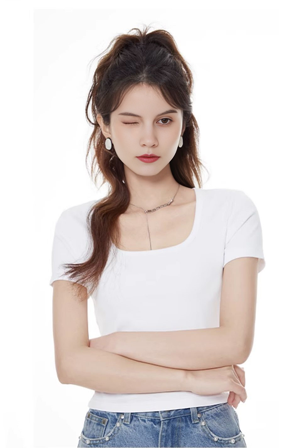 Slim Fit Scoop Neck Cropped T-Shirt
