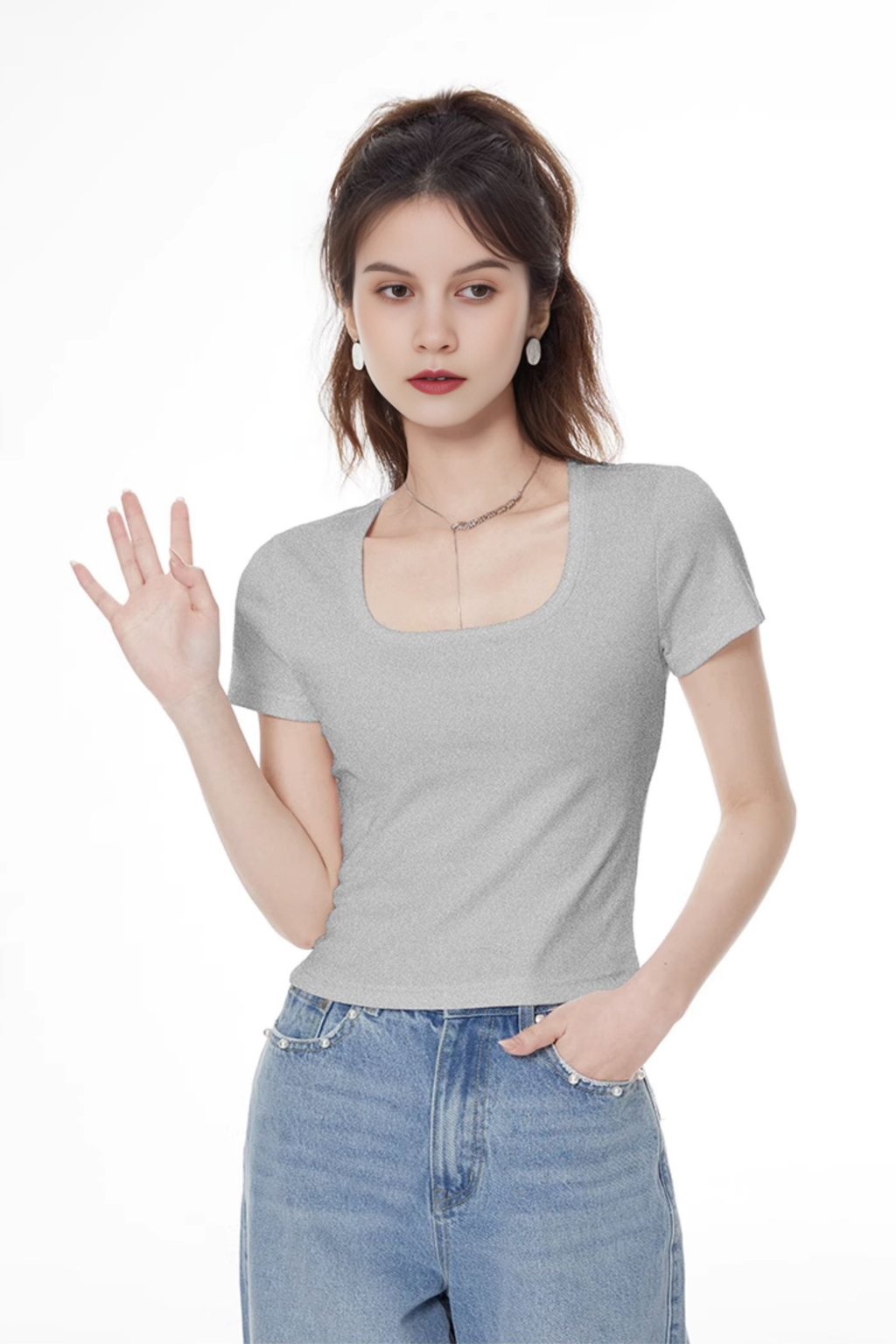 Slim Fit Scoop Neck Cropped T-Shirt
