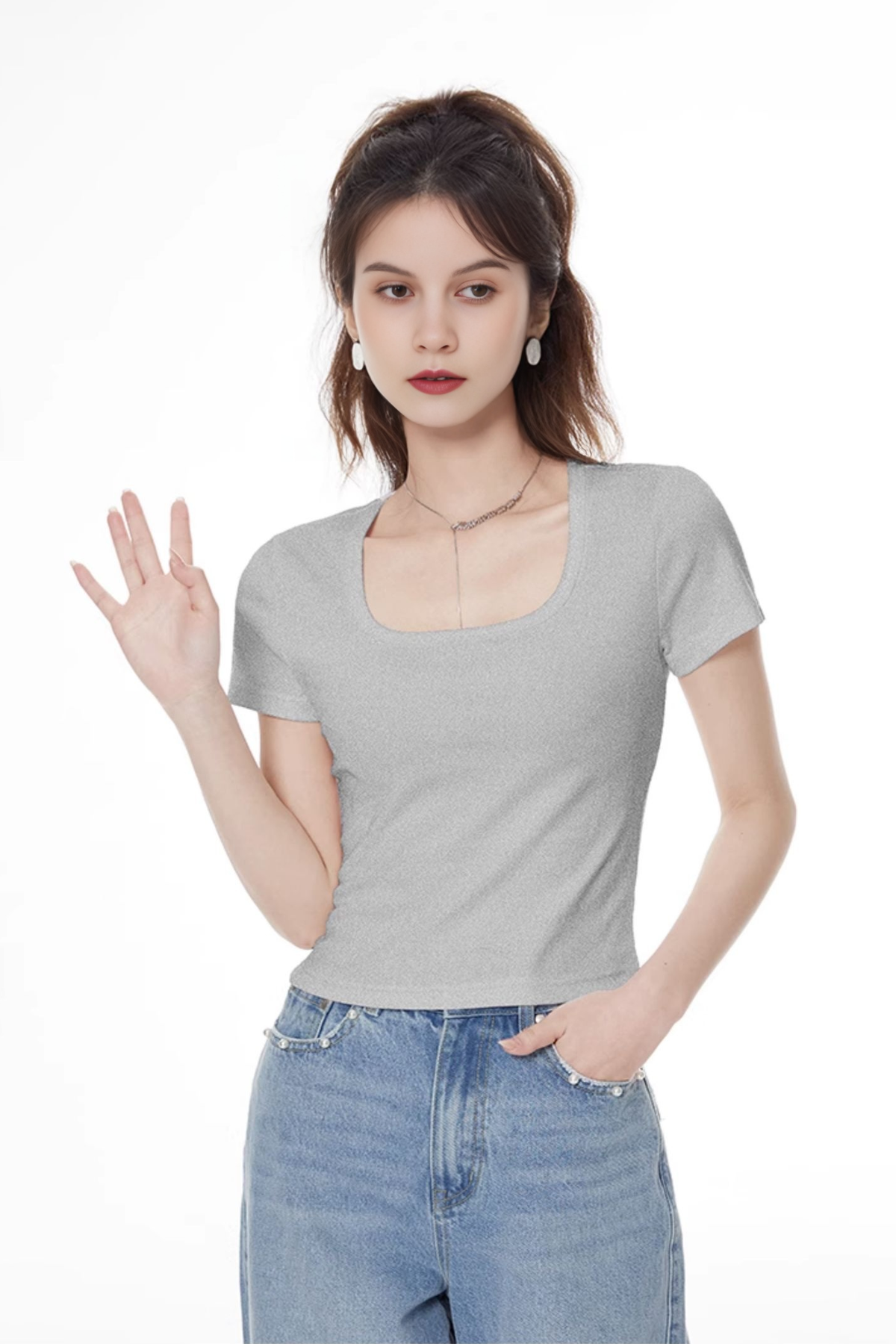 Slim Fit Scoop Neck Cropped T-Shirt