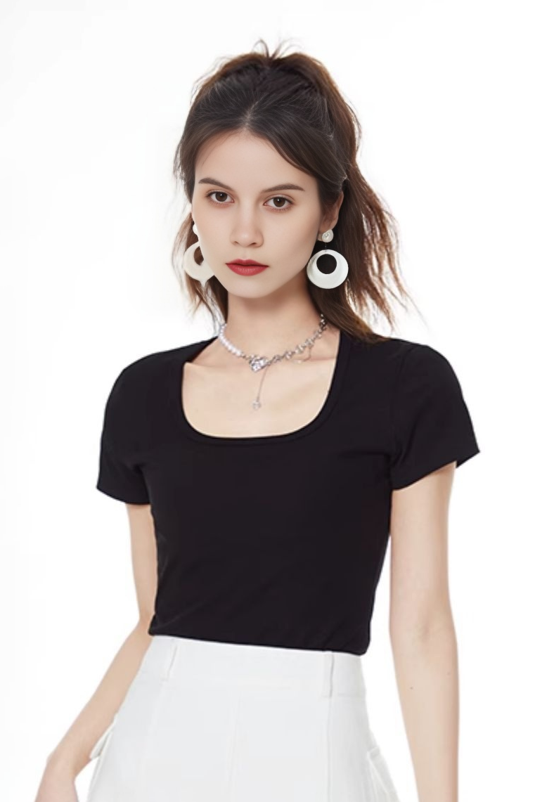 Slim Fit Scoop Neck Cropped T-Shirt
