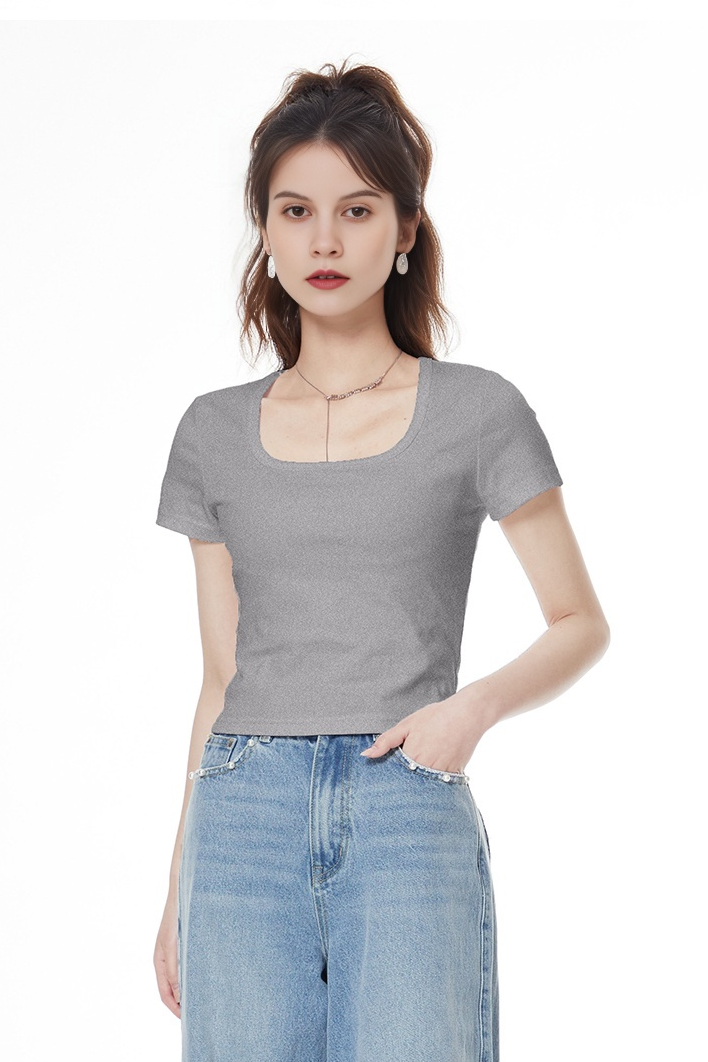 Slim Fit Scoop Neck Cropped T-Shirt
