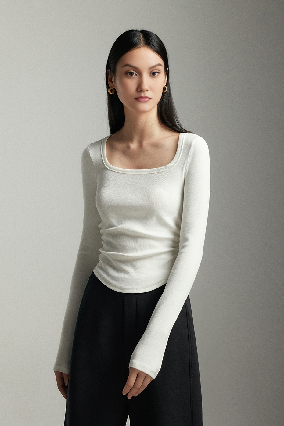 Slim Fit Square Neck Long Sleeve Shirt with Dolphin Hem