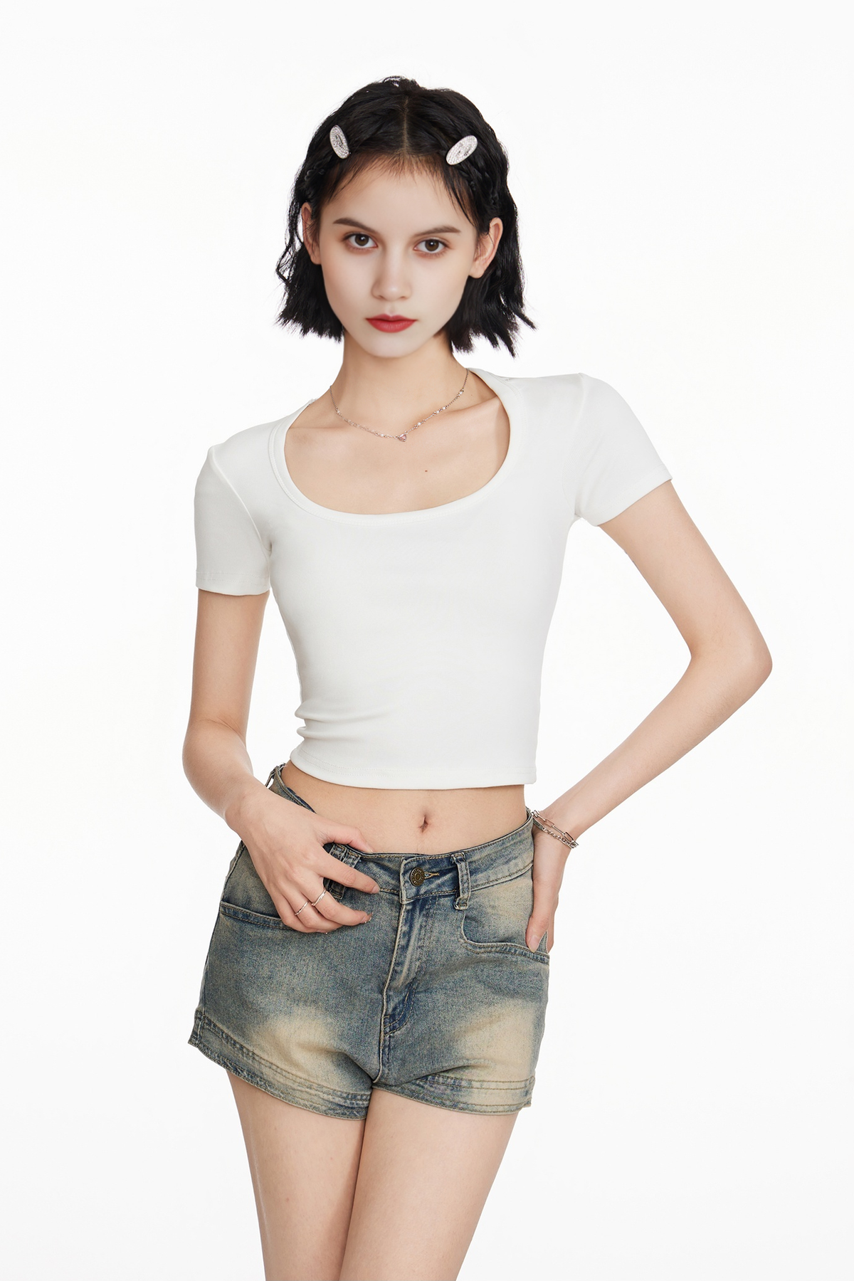 Slim Fit White Cropped T Shirt