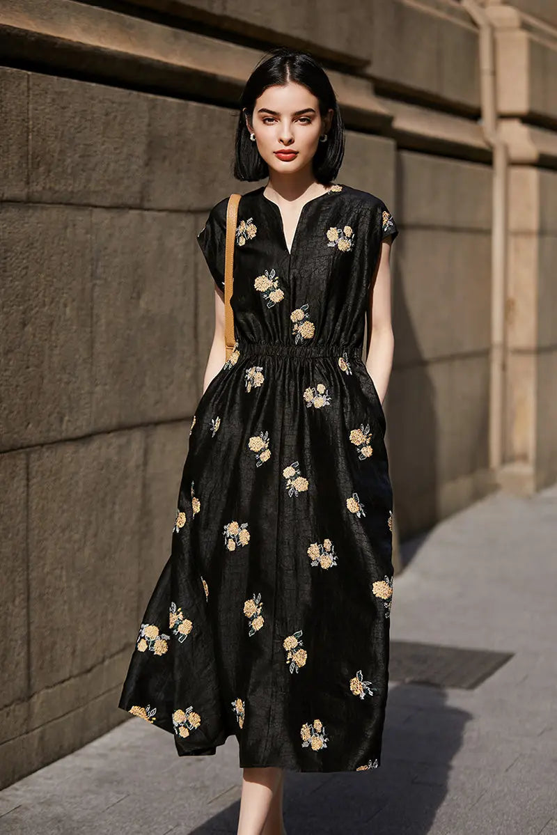 Xiang Yun Silk Floral Hand-Embroidery Midi Dress