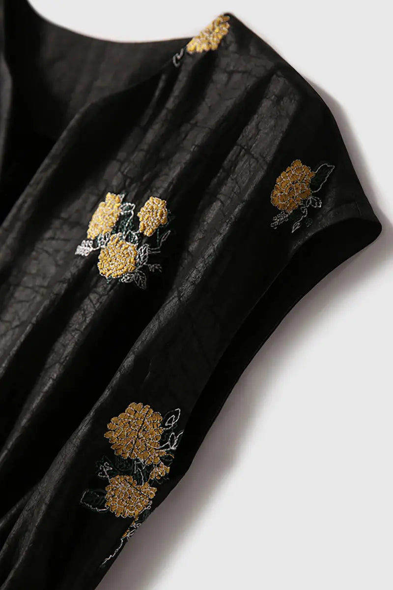Xiang Yun Silk Floral Hand-Embroidery Midi Dress