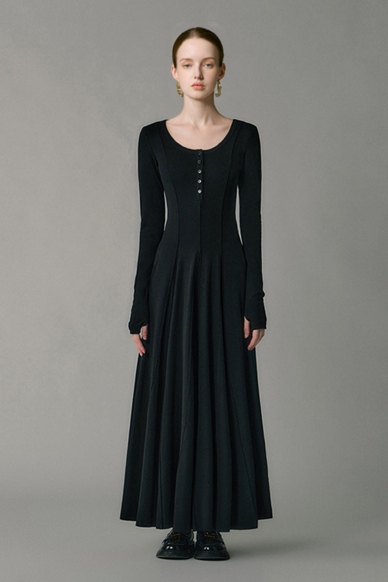 Black Fit & Flare Long-Sleeve Scoop-Neck Knit Maxi Dress with Thumb Holes