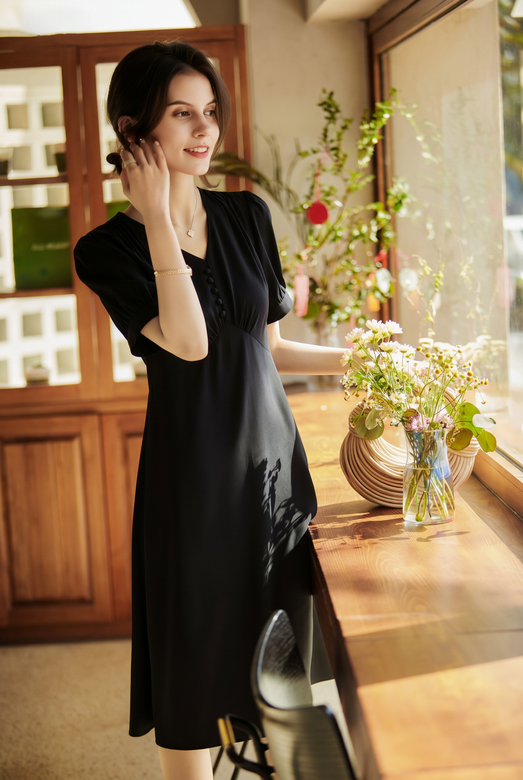 V-Neck Puff Sleeve A-Line Acetate Midi Dress