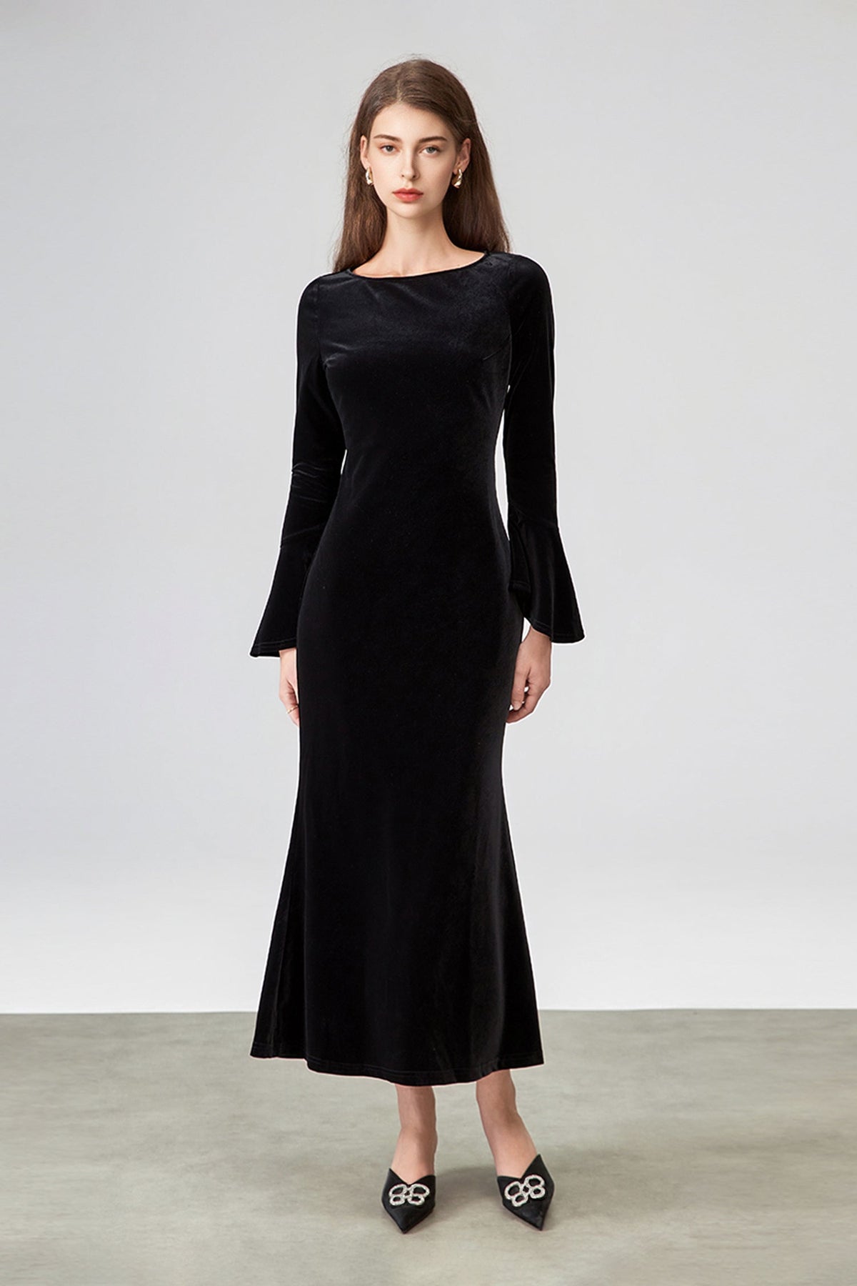 Black Velvet Long Sleeve Crewneck Maxi Dress