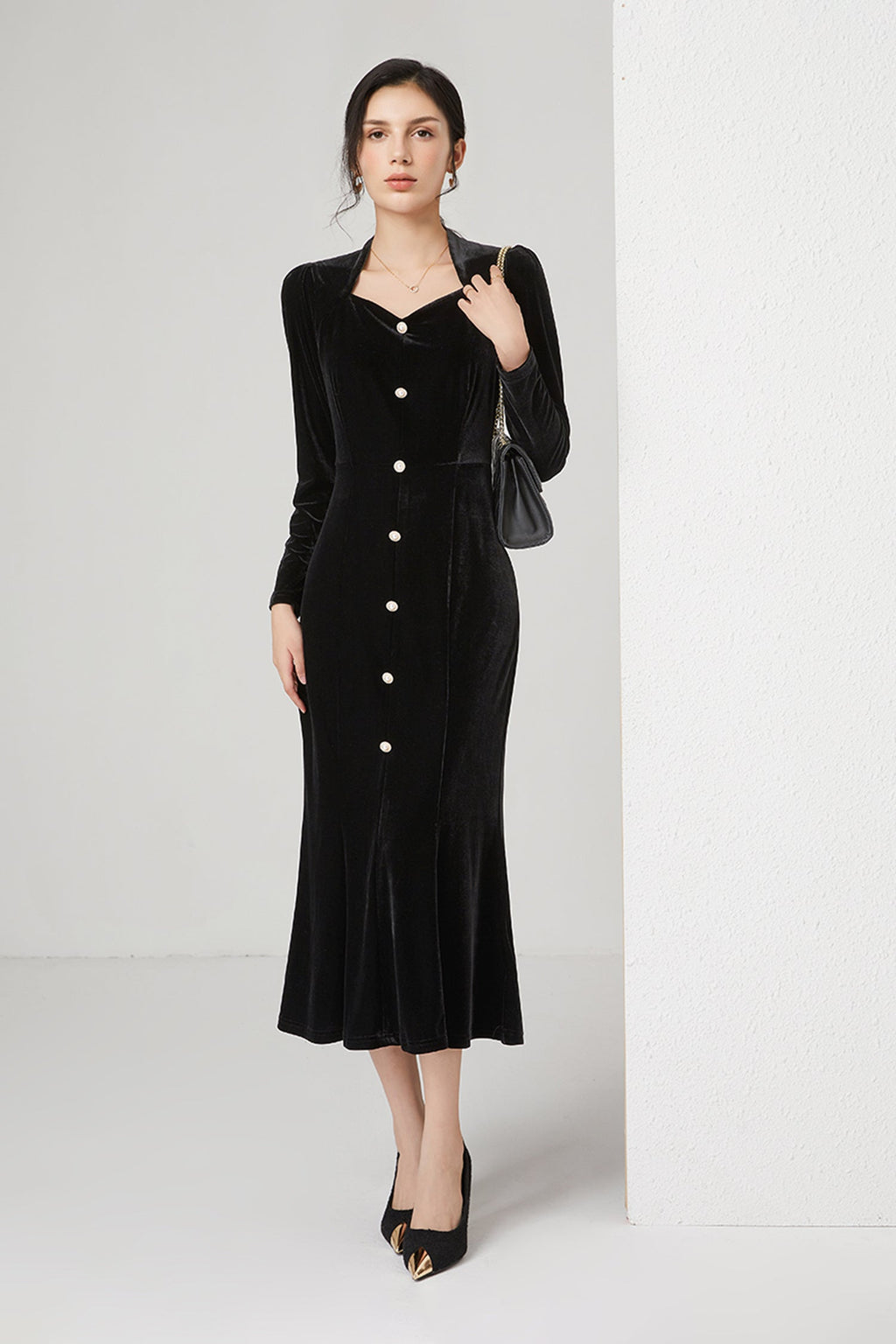 Black Velvet Long Sleeve Sweetheart Midi Dress with Pearls