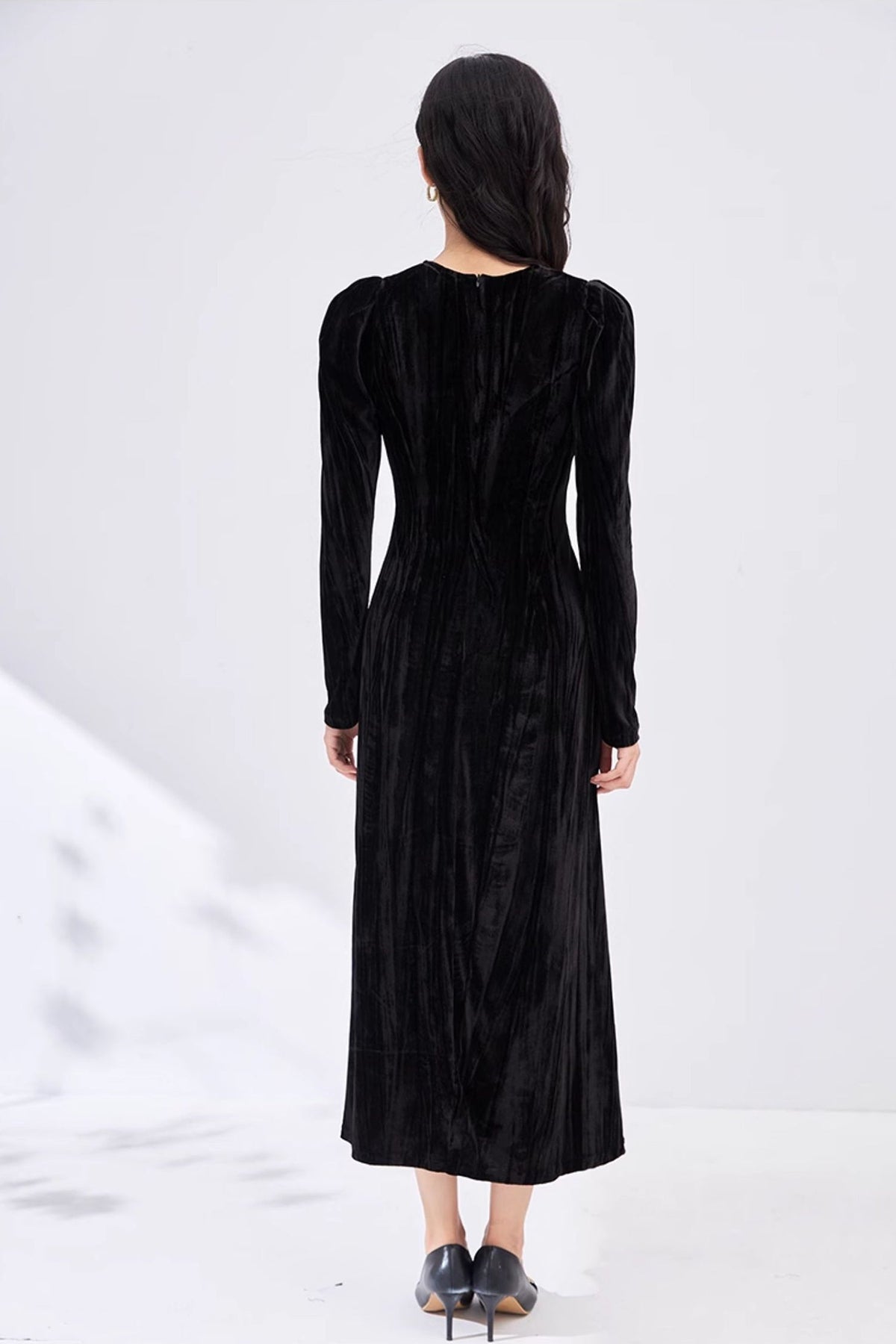 Black Velvet Textured Long Sleeve V-Neck Midi Dress