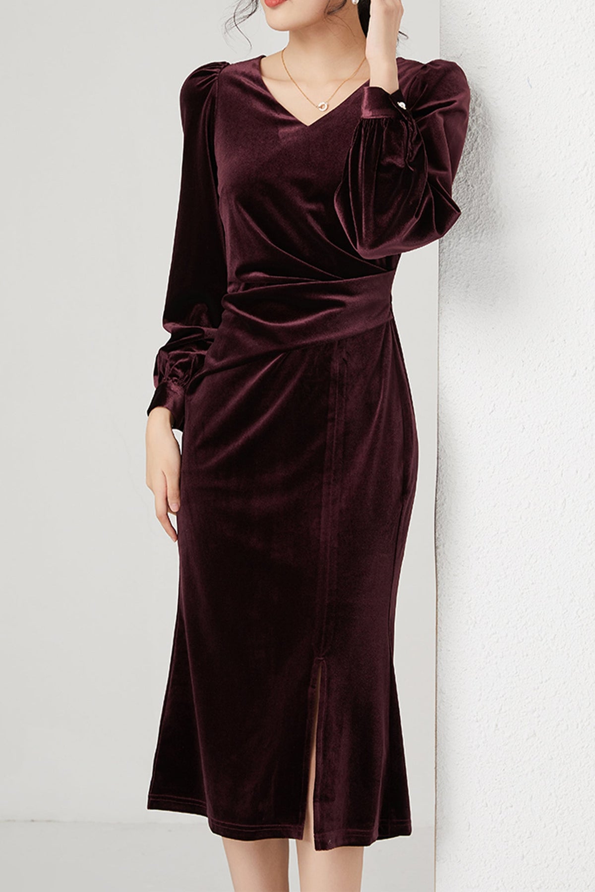 Burgundy Velvet Long Sleeve V-Neck Midi Dress