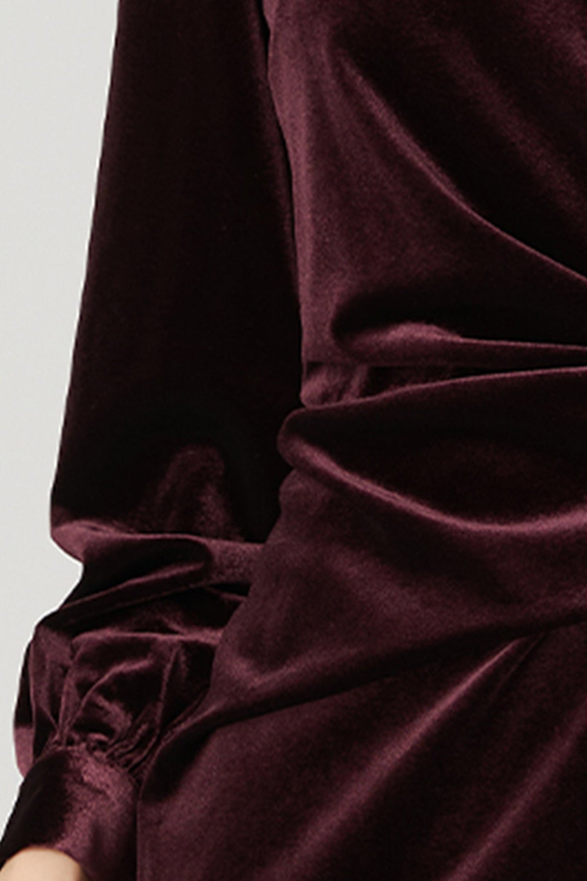 Burgundy Velvet Long Sleeve V-Neck Midi Dress