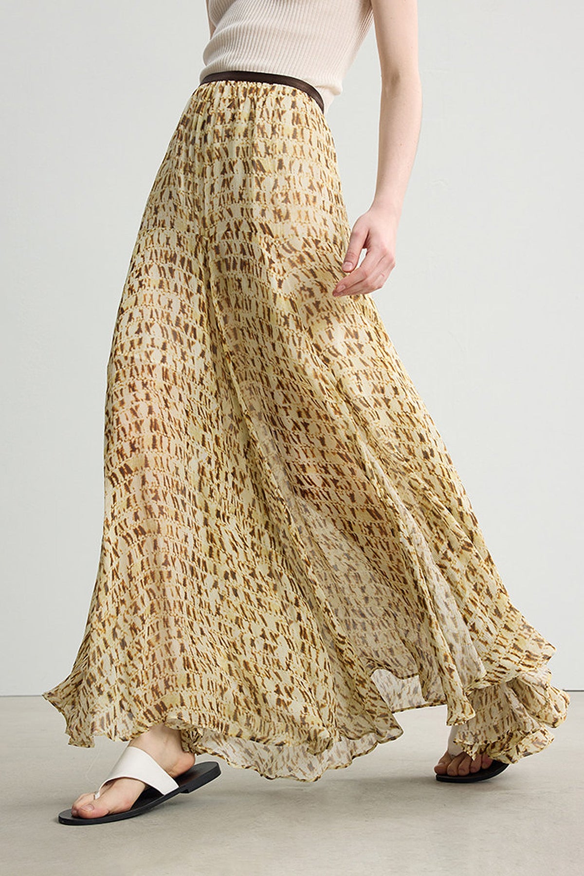 Flowy Abstract Print A-Line Maxi Skirt