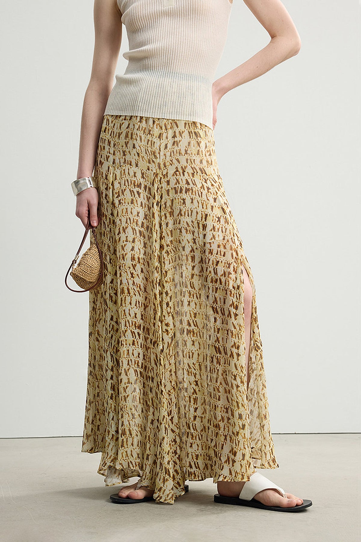 Flowy Abstract Print A-Line Maxi Skirt