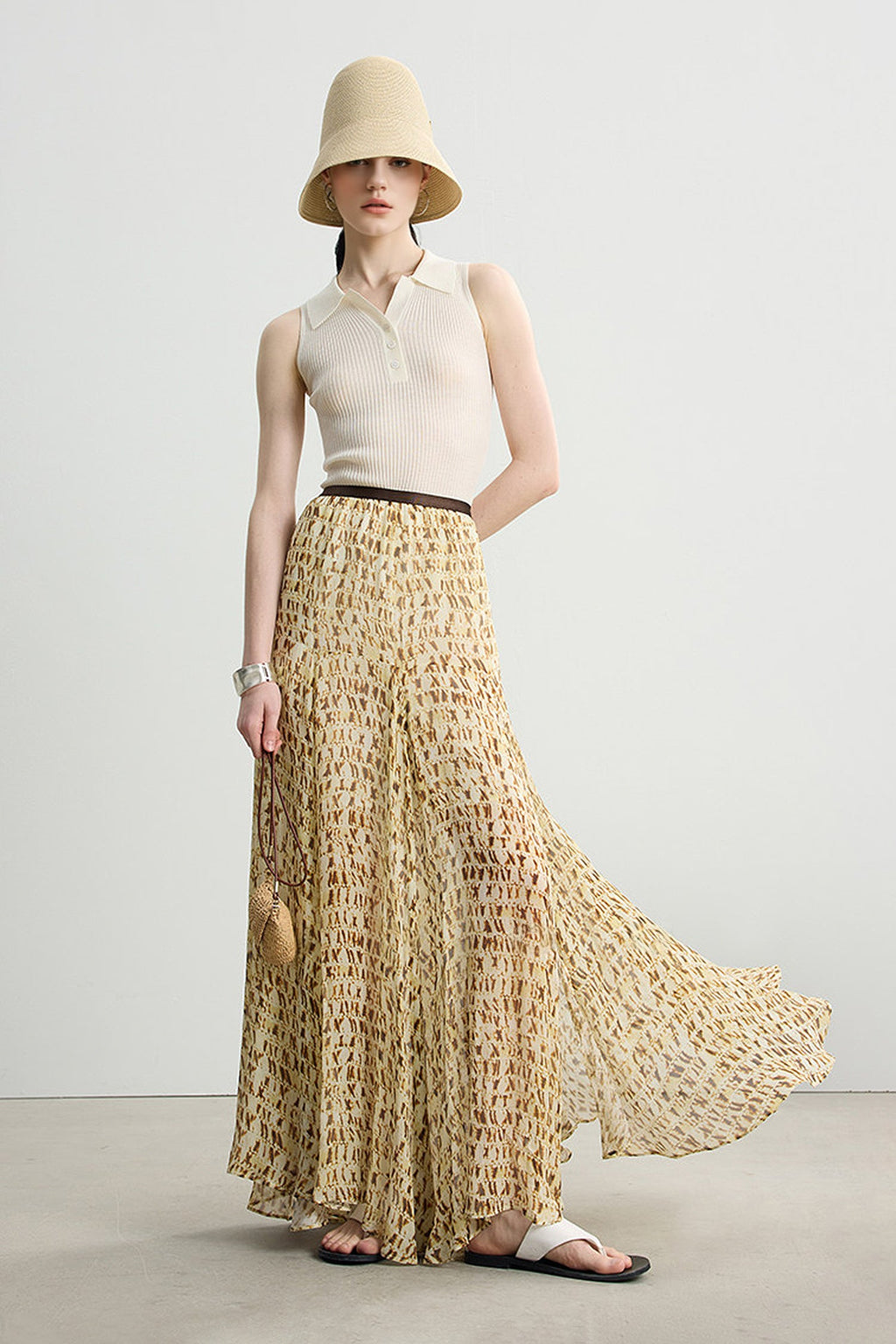 Flowy Abstract Print A-Line Maxi Skirt