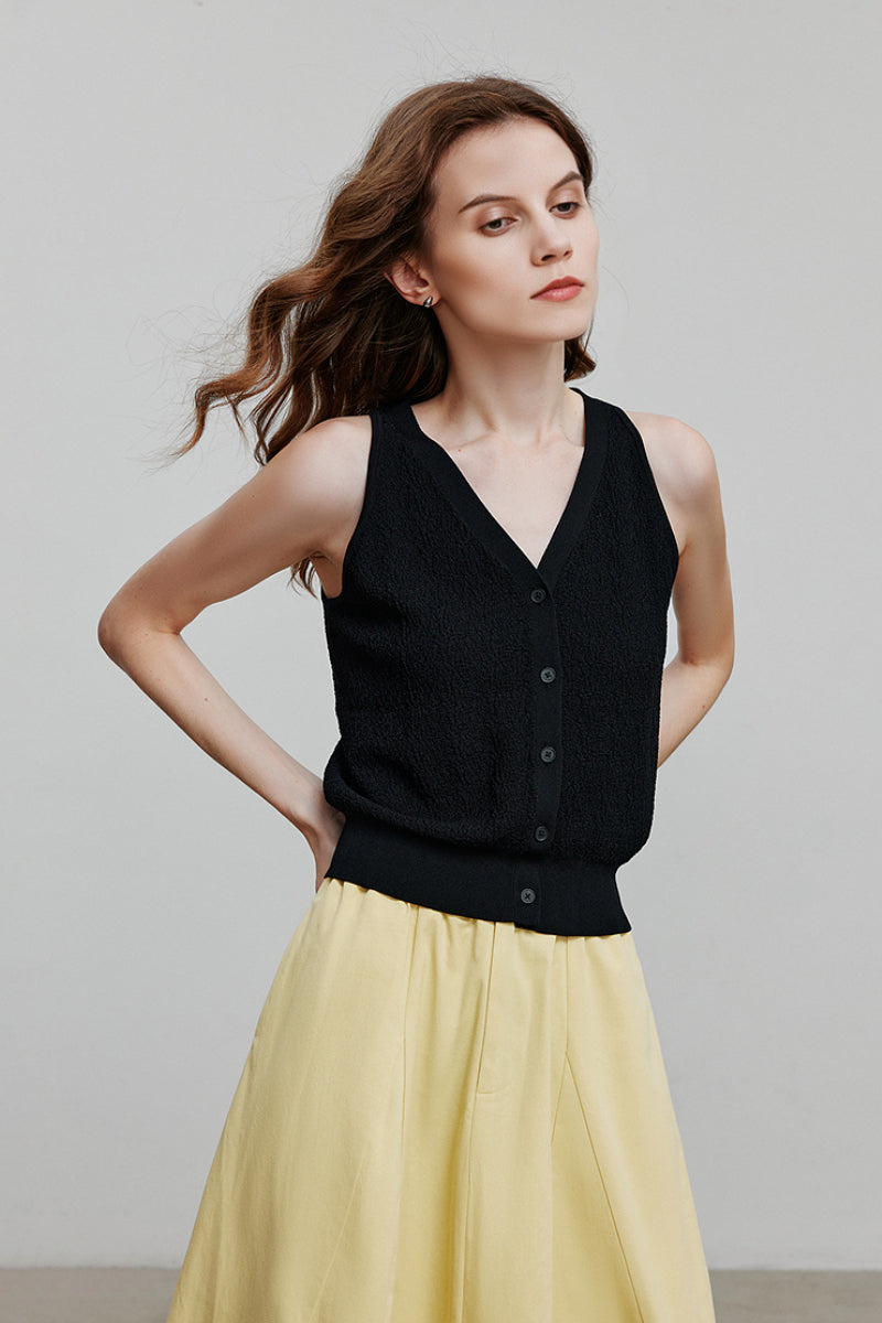 French-Inspired V-Neck Stretch Knitted Sweater Vest