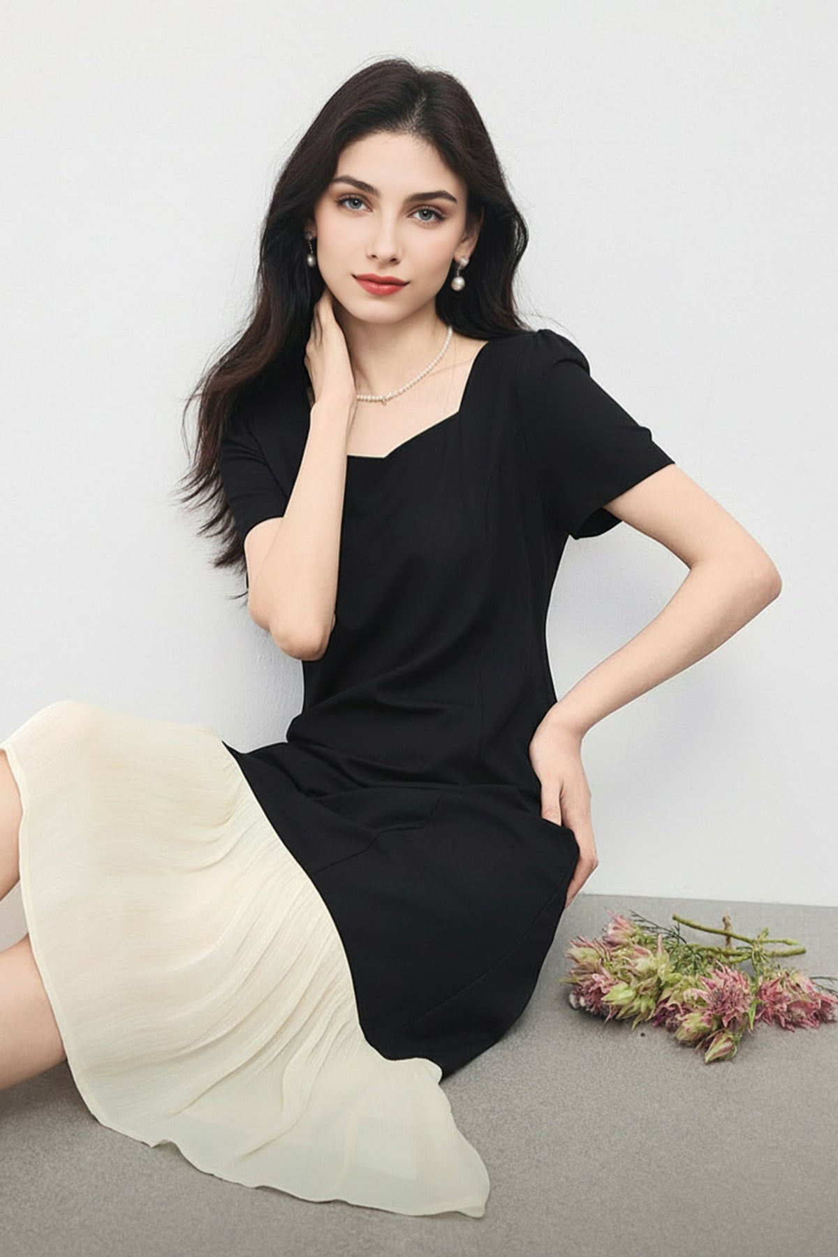 Short-Sleeve Sweetheart-Neck A-Line Midi Dress