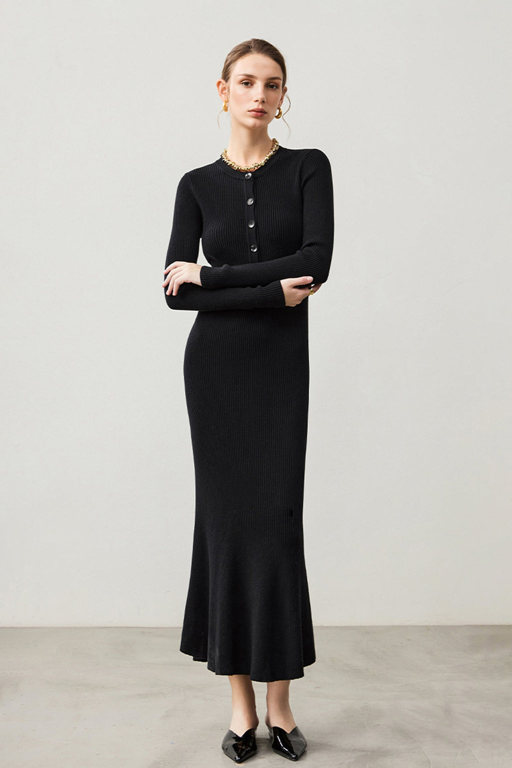 Soft Ribbed Long Sleeve Crewneck Maxi Sweater Dress