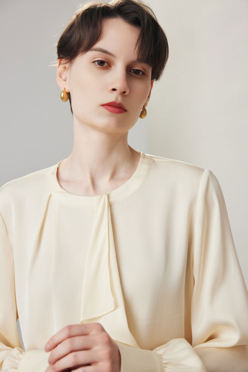Stretch Silk Long-Sleeve Crewneck Ribbon Blouse