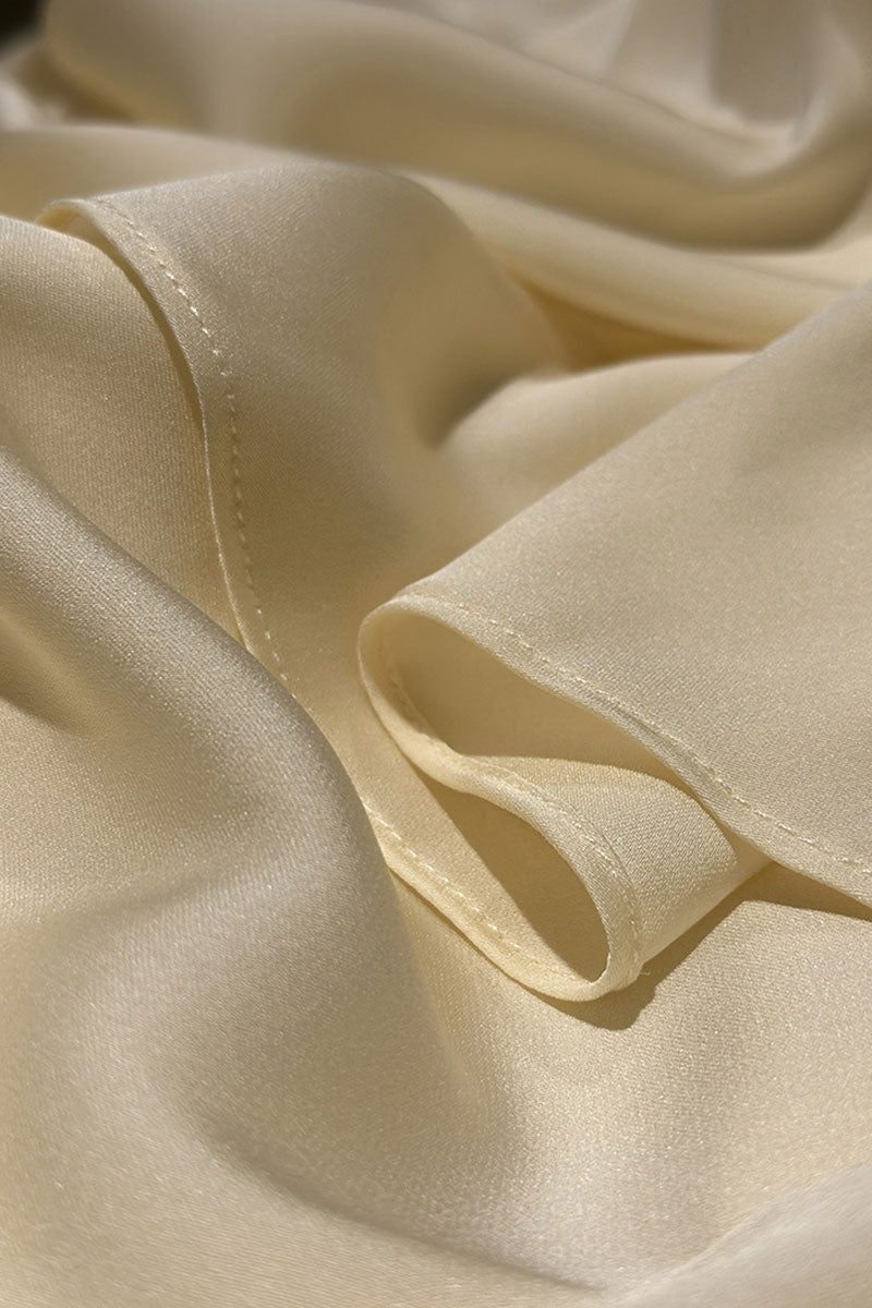 Stretch Silk Long-Sleeve Crewneck Ribbon Blouse