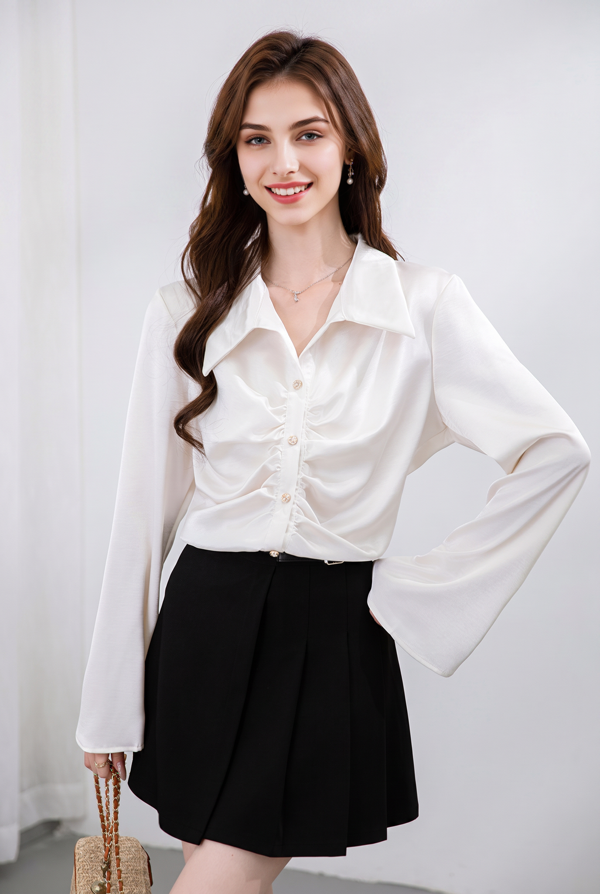 Stretch V-Neck Long Sleeve Shirt with Large Collar
