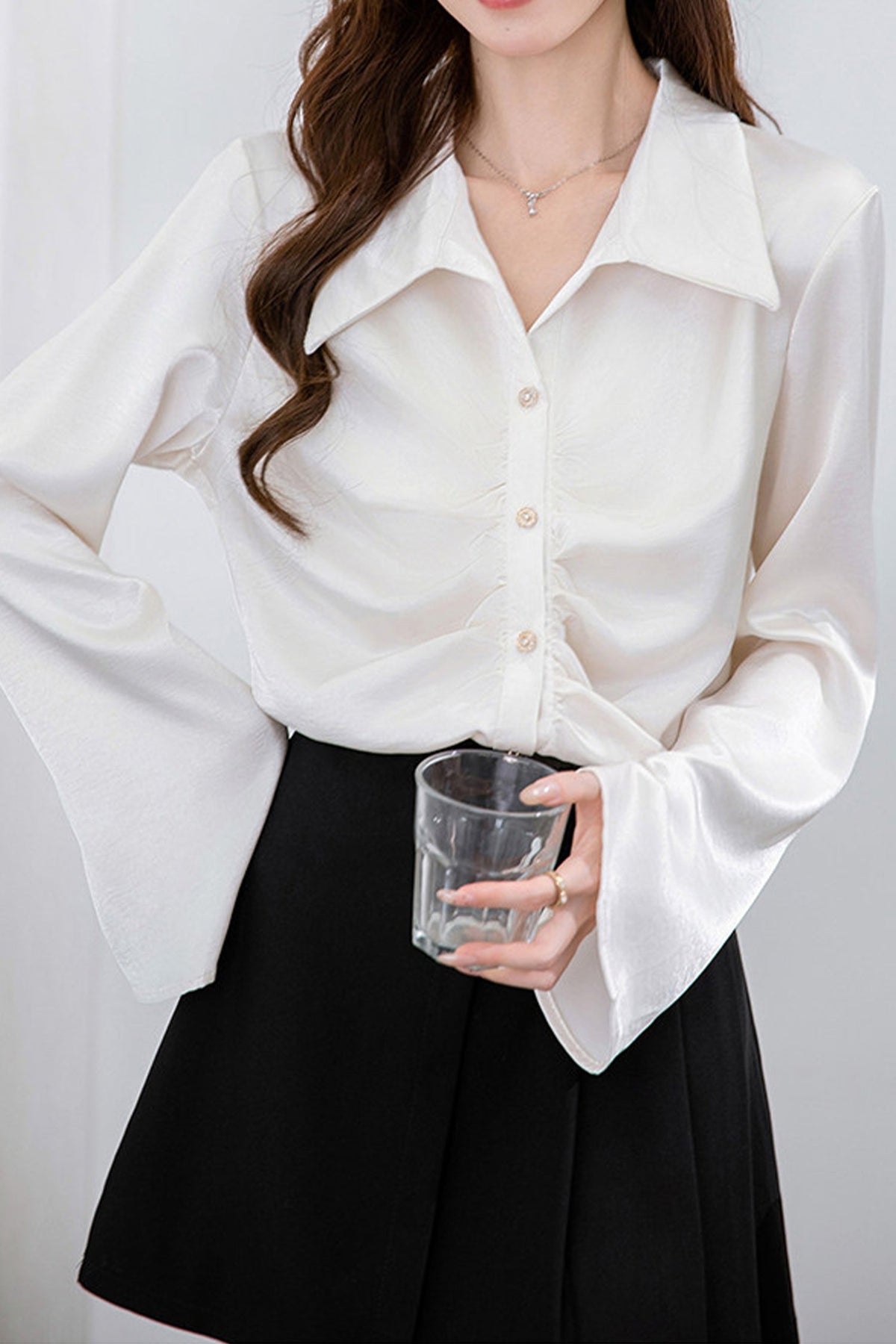 Stretch V-Neck Long Sleeve Shirt with Large Collar