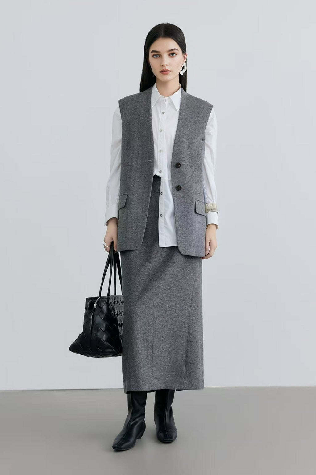 Tailored Herringbone Cashmere-Wool Column Midi Skirt